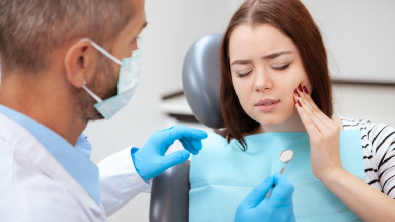 10 Warning Signs You Need a Dentist ASAP (and What to Do Next)
